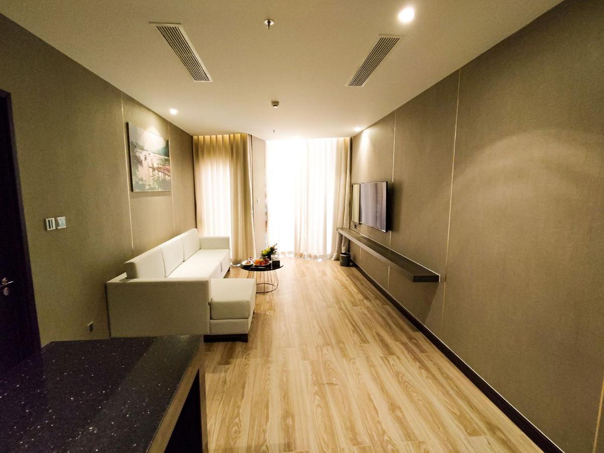 Diamond Stars Ben Tre Hotel Экстерьер фото A living room in a serviced apartment in Beijing, China